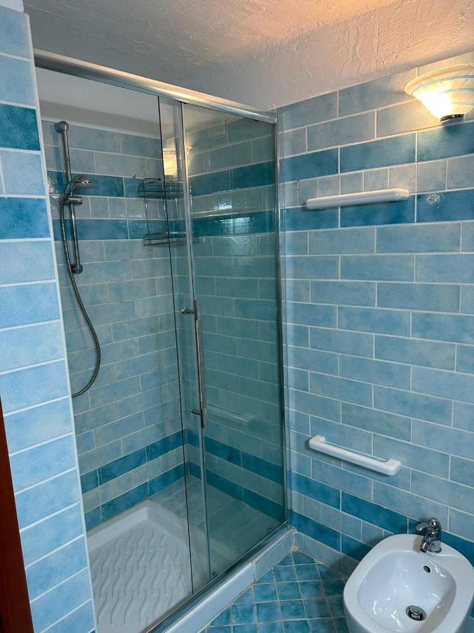 Lightblue-Celeste Central Apartment In Porto Rotondo Buitenkant foto